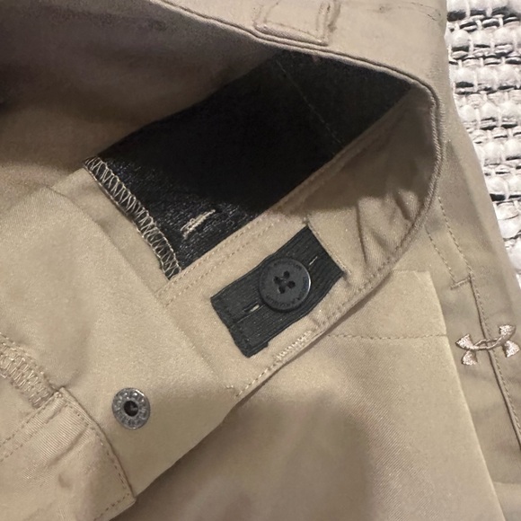 Under Armour Boys Shorts - Picture 5 of 6